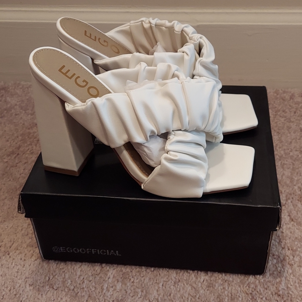 EGO Criscrossed Scruchy Style Block Heel Shoe